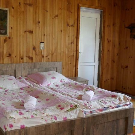 Lagami House Hotel Mestia Bagian luar foto